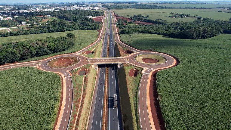 BR-163 recebe novo viaduto em Toledo, no Paraná
